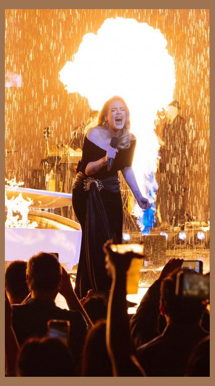 Adele photo 1