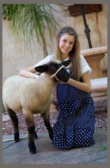 Alana Lee photo 1
