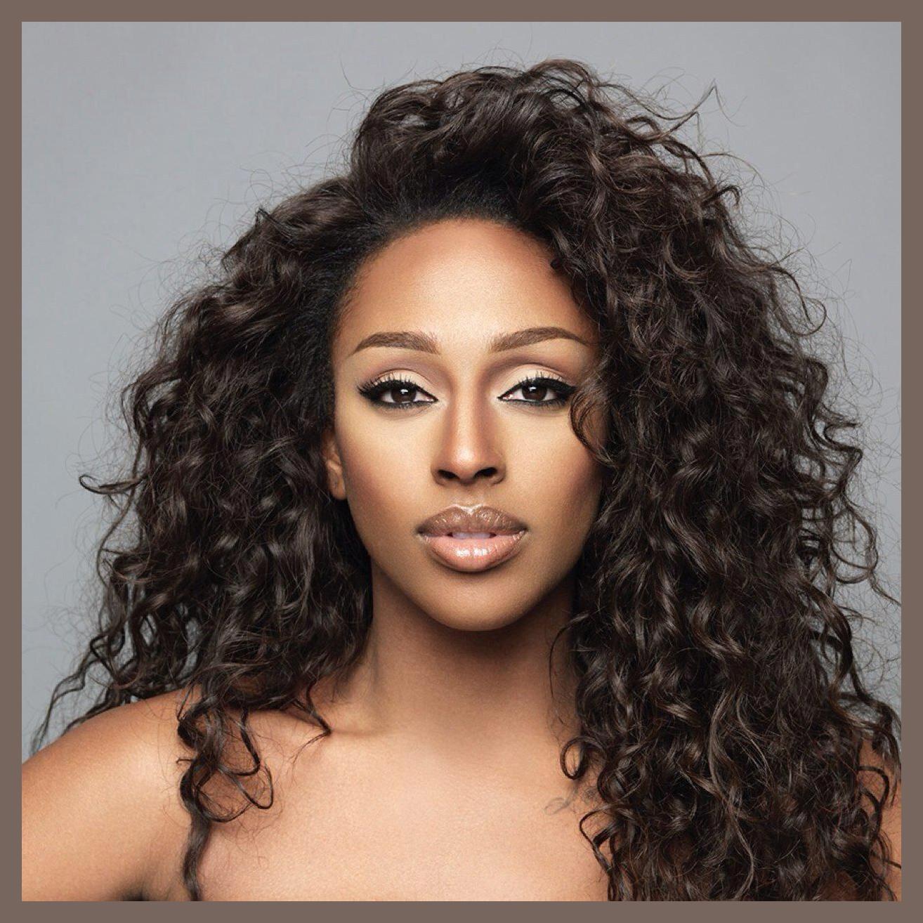 Alexandra Burke photo 1