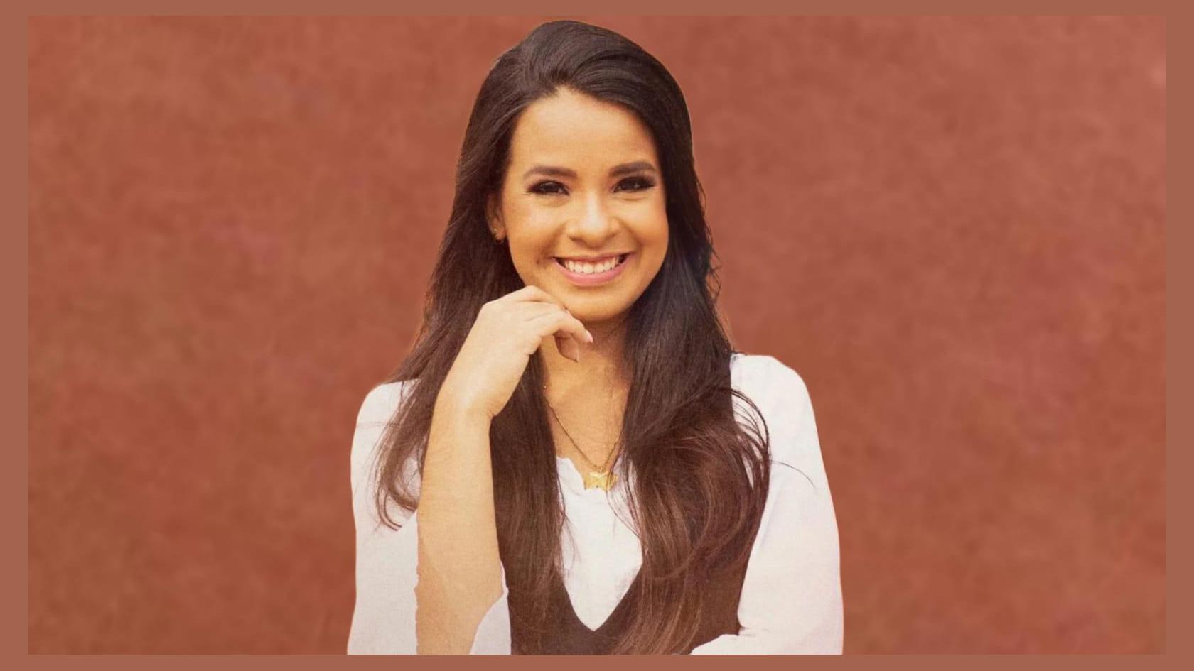 Aline Souza photo 1
