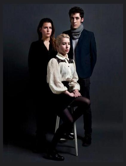 Austra photo 1