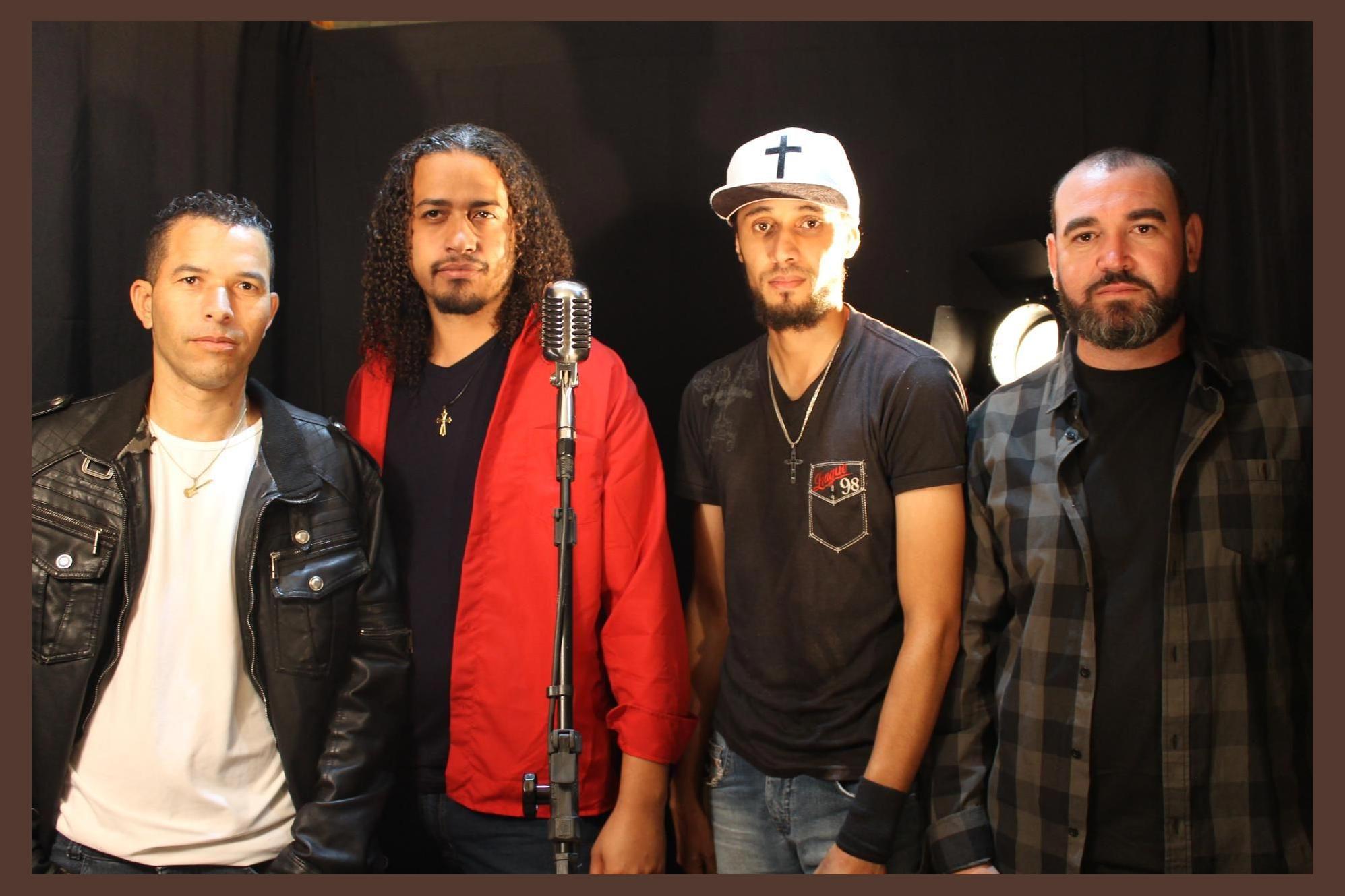 Banda N.I 44 photo 1