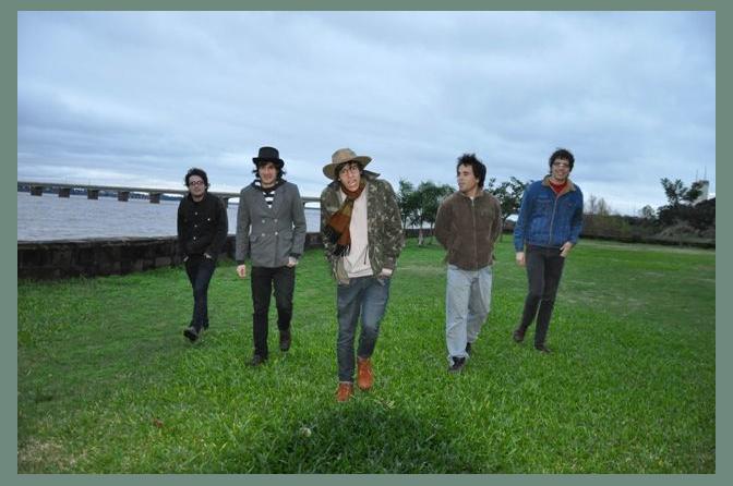 Banda Tri photo 1