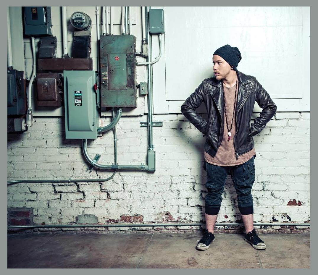 Beau Black photo 1