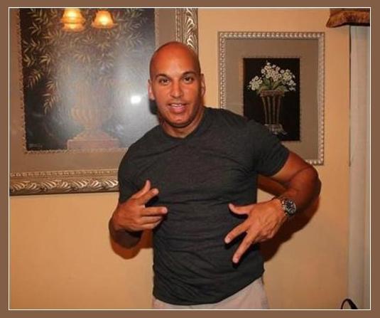 Benny Velez photo 1