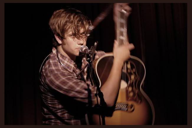 Bobby Long photo 1