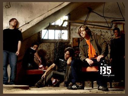 B5 photo 1