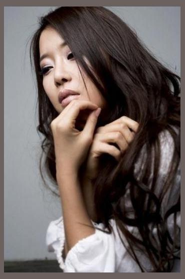Baek Ji Young photo 1