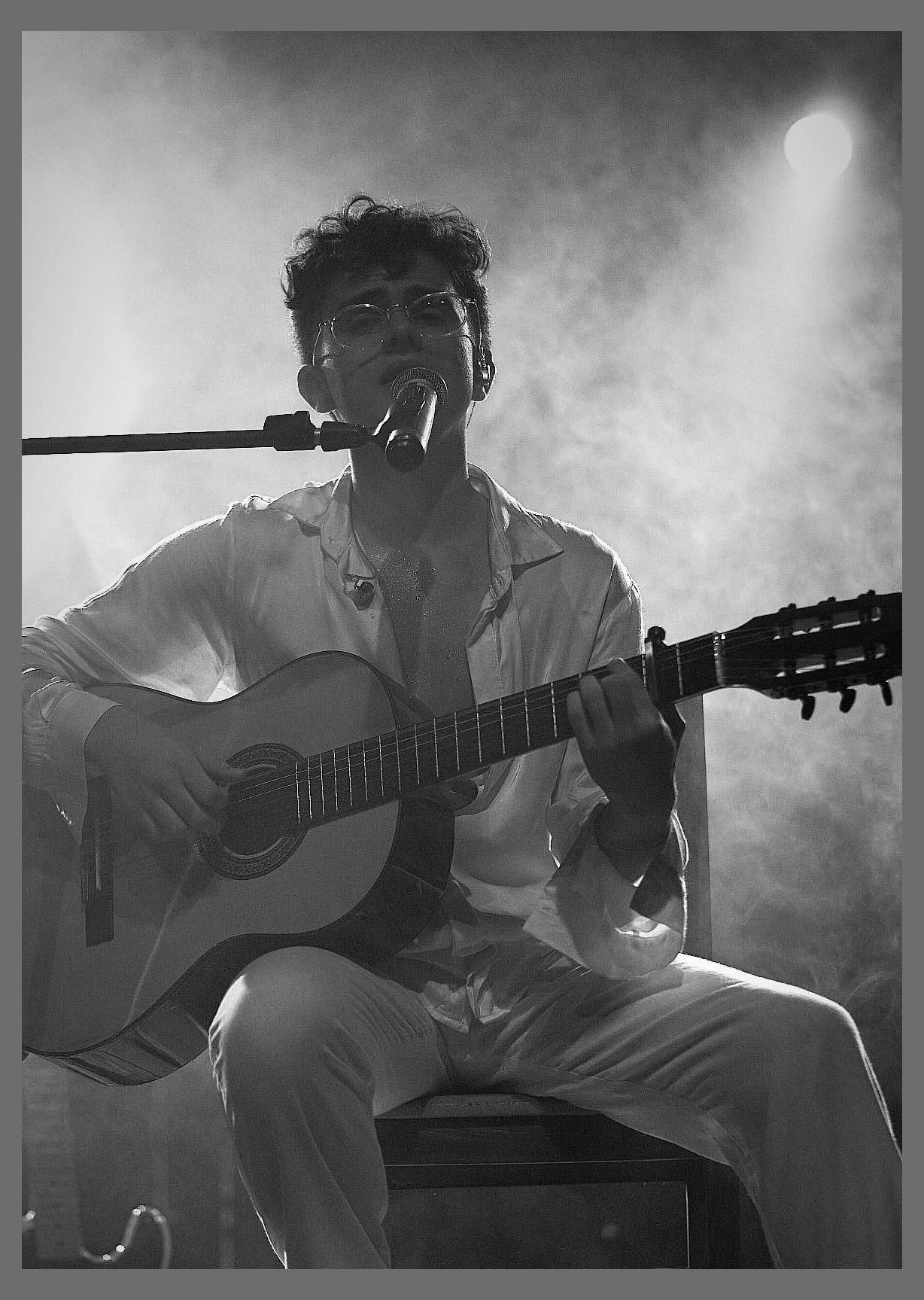 Caike Souza photo 1
