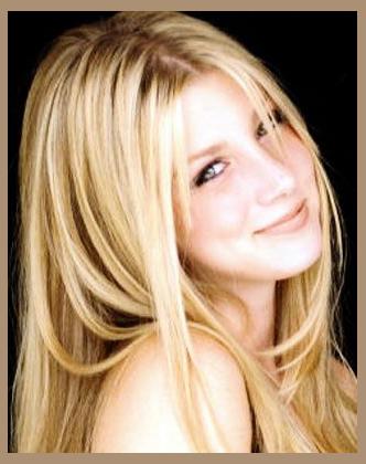 Caleigh Peters photo 1