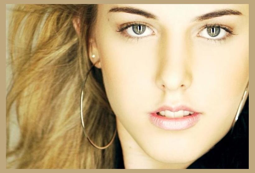 Camila Maiara photo 1