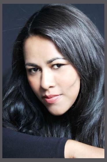 Cantora Márcia Silva photo 1
