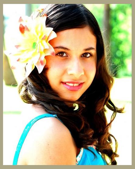 Caroline Dias photo 1