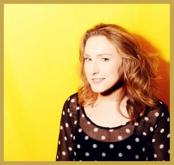 Caroline Pennell photo 1