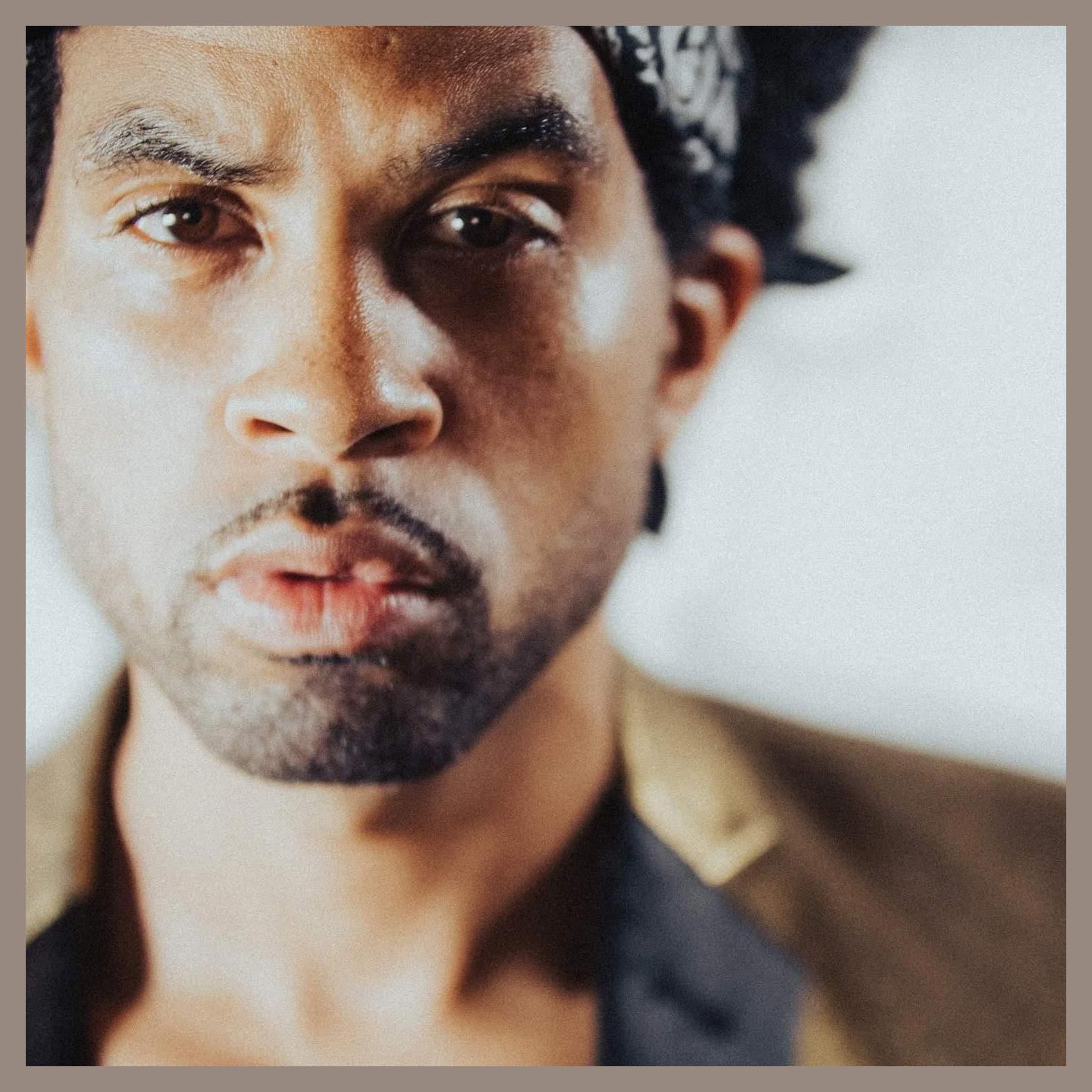 Casely photo 1