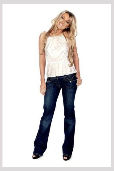 Cassie Davis photo 1