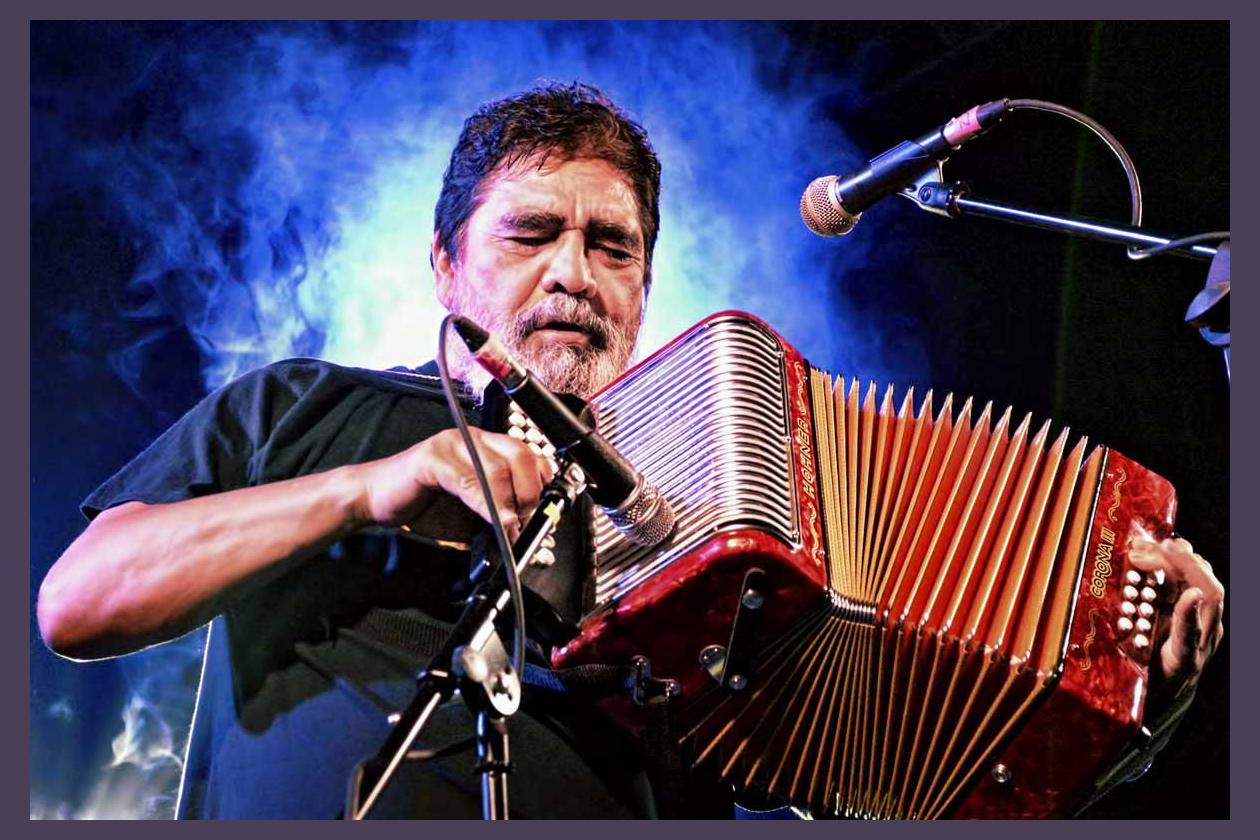 Celso Piña photo 1