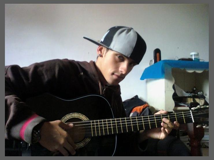 CharLaO photo 1