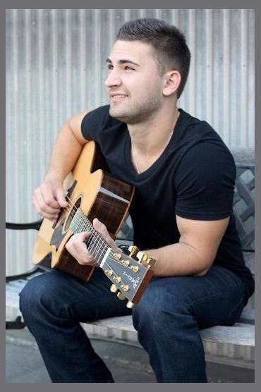 Charlie Rey photo 1