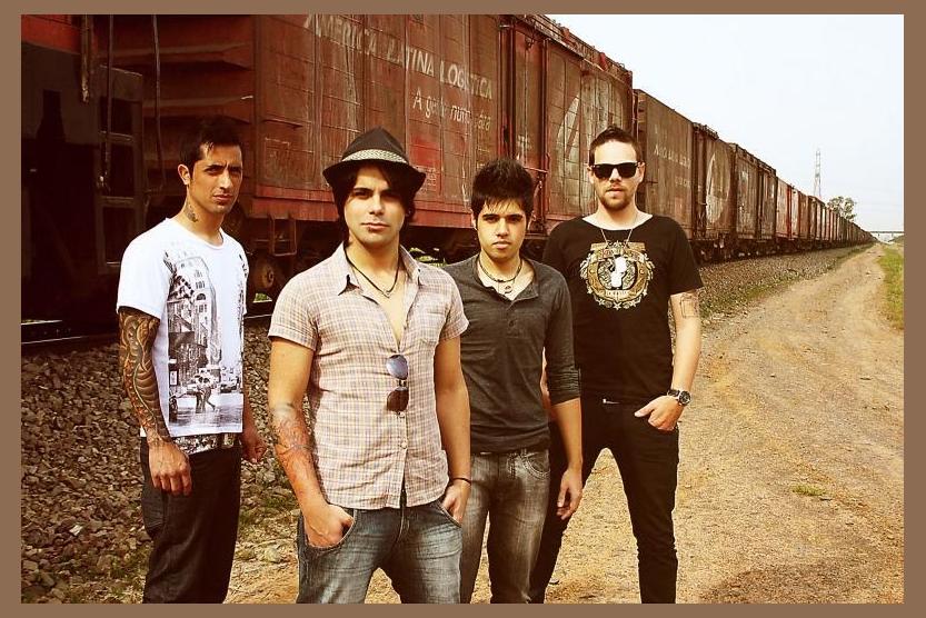 Chelios photo 1