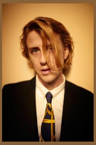 Christopher Owens photo 1