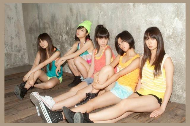 Dancing Dolls photo 1