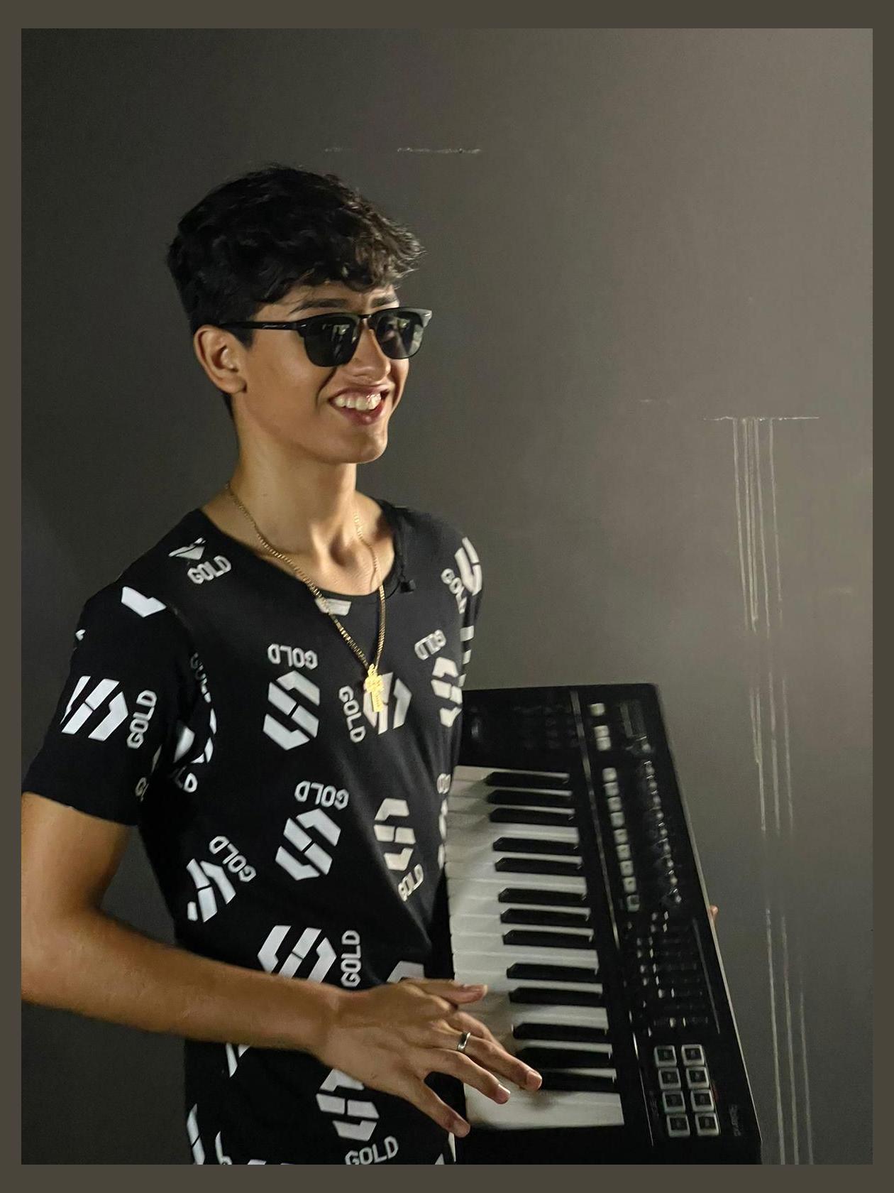 Daniel Santana photo 1