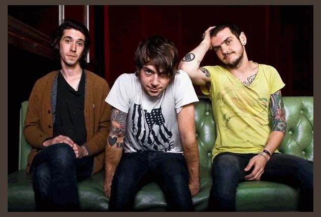 Dead To Me photo 1