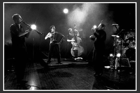 Debout Sur Le Zinc photo 1
