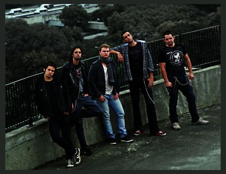 Delaias photo 1