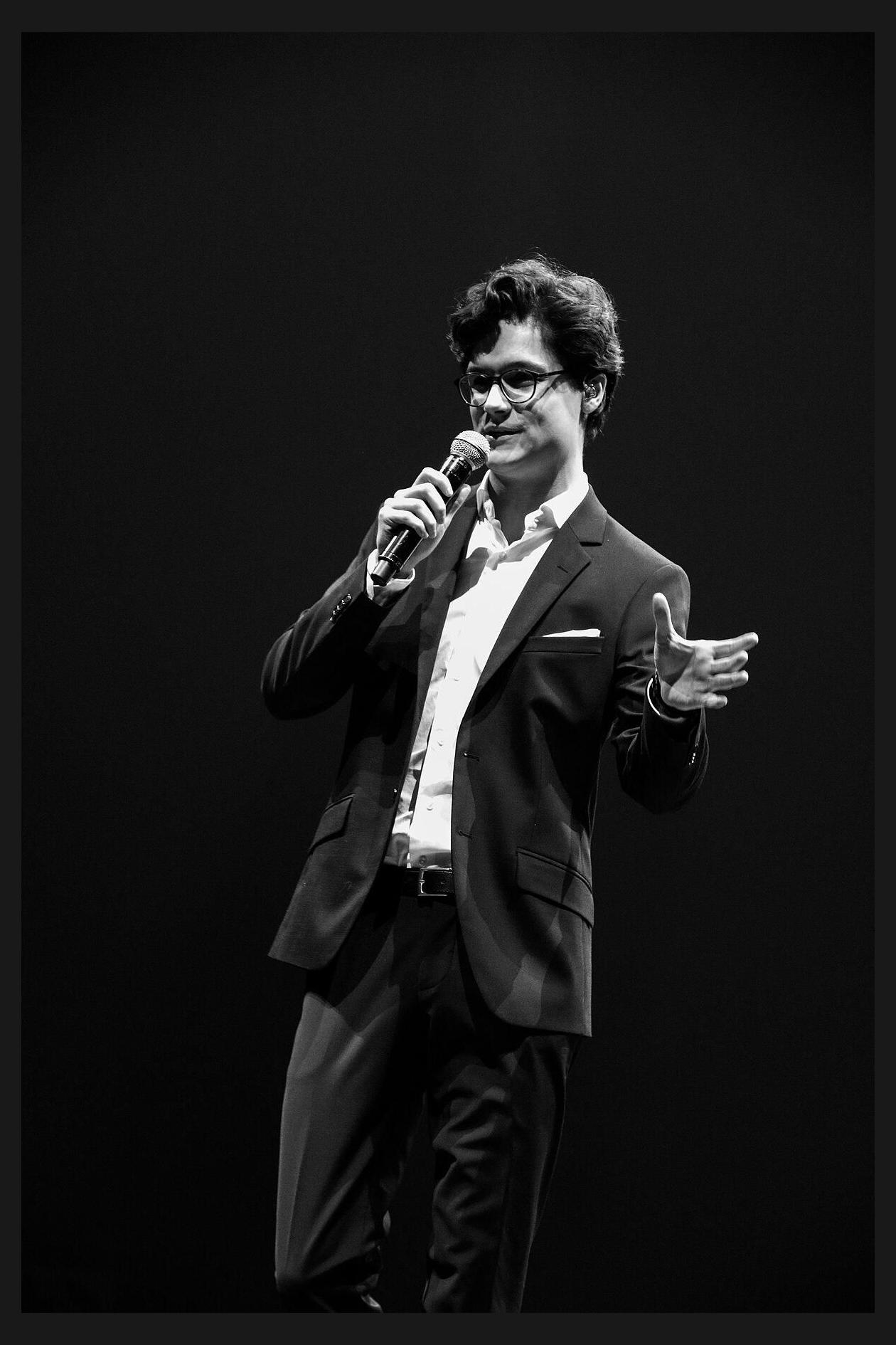 Dennis Van Aarssen photo 1