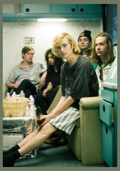 DIIV photo 1