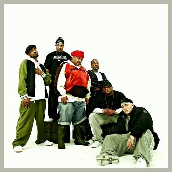 D12 photo 1