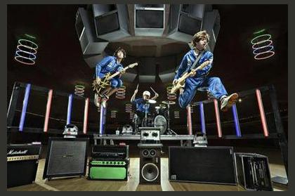 Eleventyseven photo 1