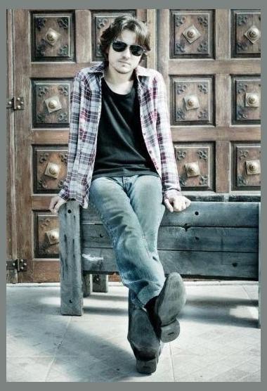 Eliah Oliver photo 1