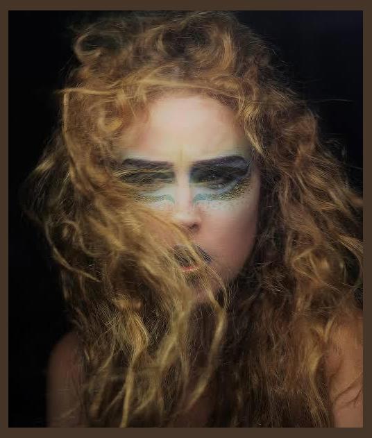 Ella Roberts photo 1