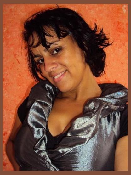 Elliane Souza photo 1