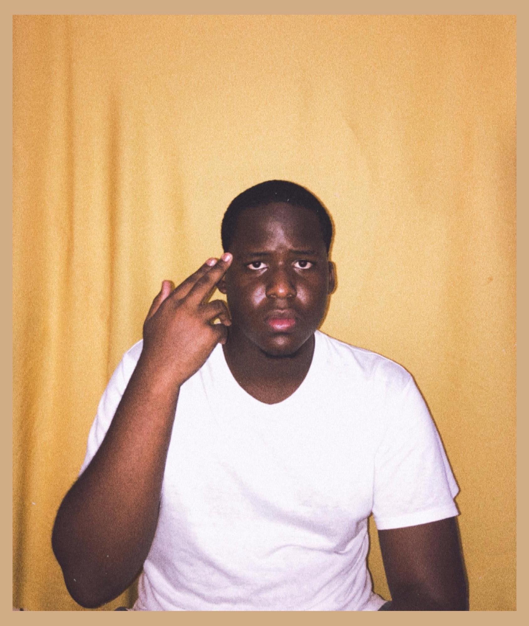 Emas Boy photo 1
