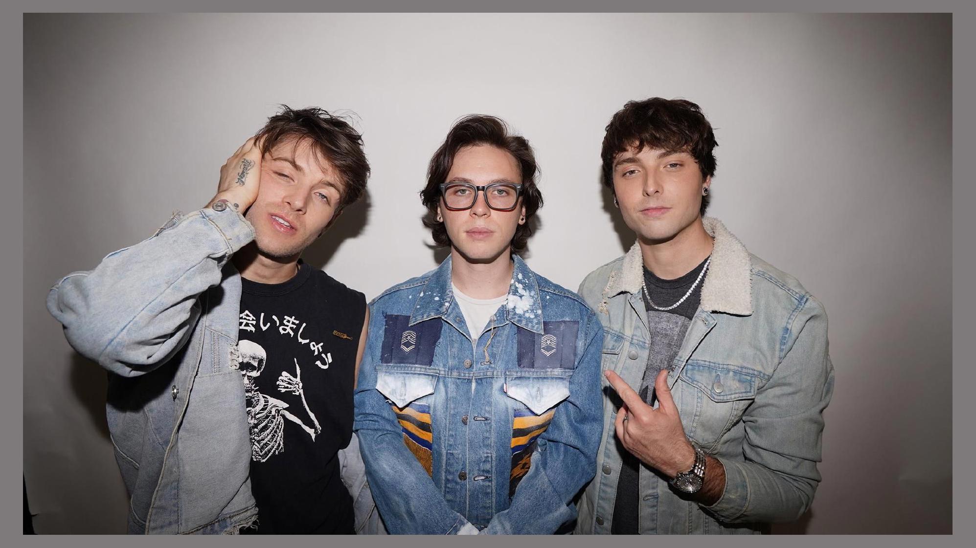Emblem3 photo 1