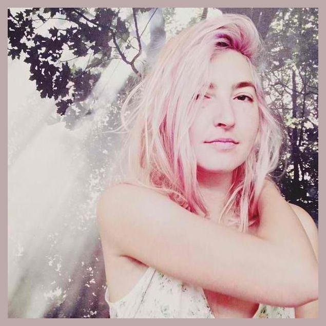 Emily Kokal photo 1