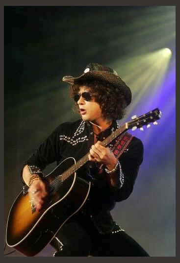 Enrique Bunbury photo 1