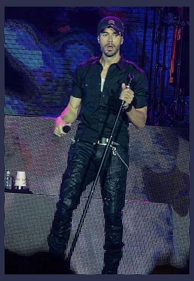 Enrique Iglesias photo 1