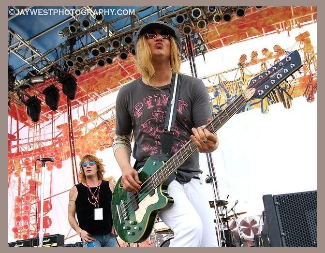 Enuff Z'nuff photo 1