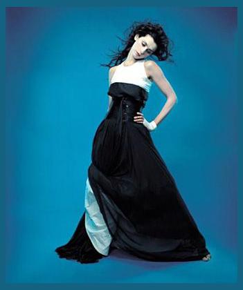Emma Shapplin photo 1