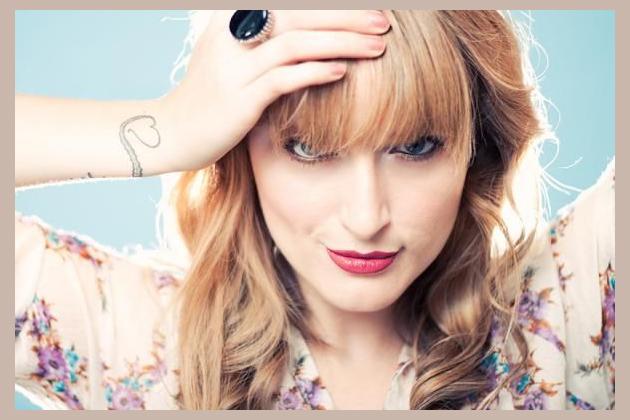 Emma-Lee photo 1