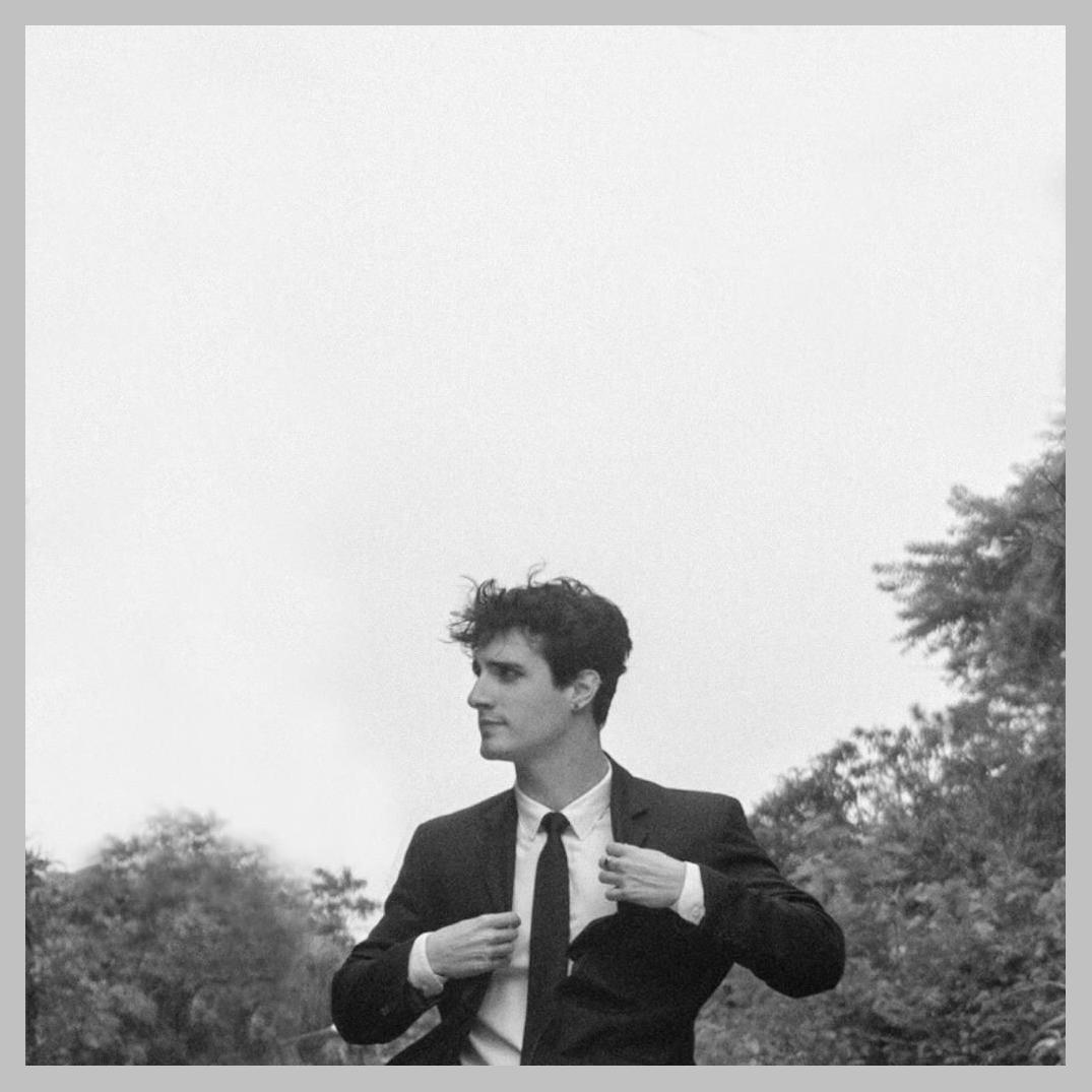 Eric Borba photo 1