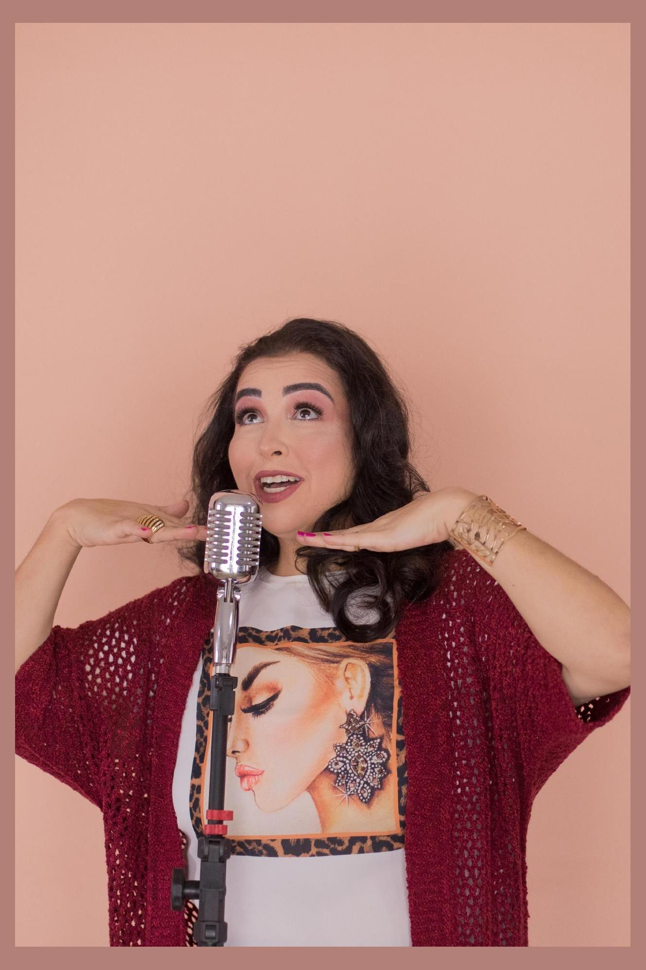 Ester Almeida photo 1