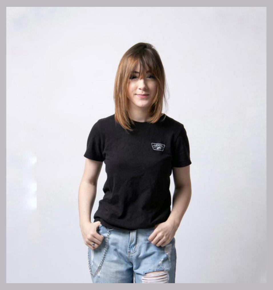 Esther Manilha photo 1