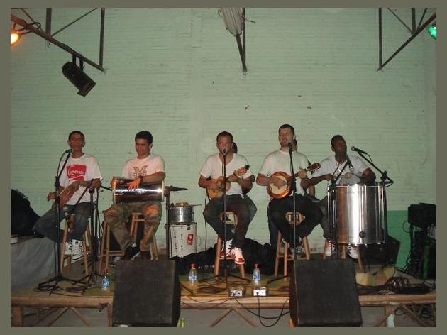 Favela Social photo 1