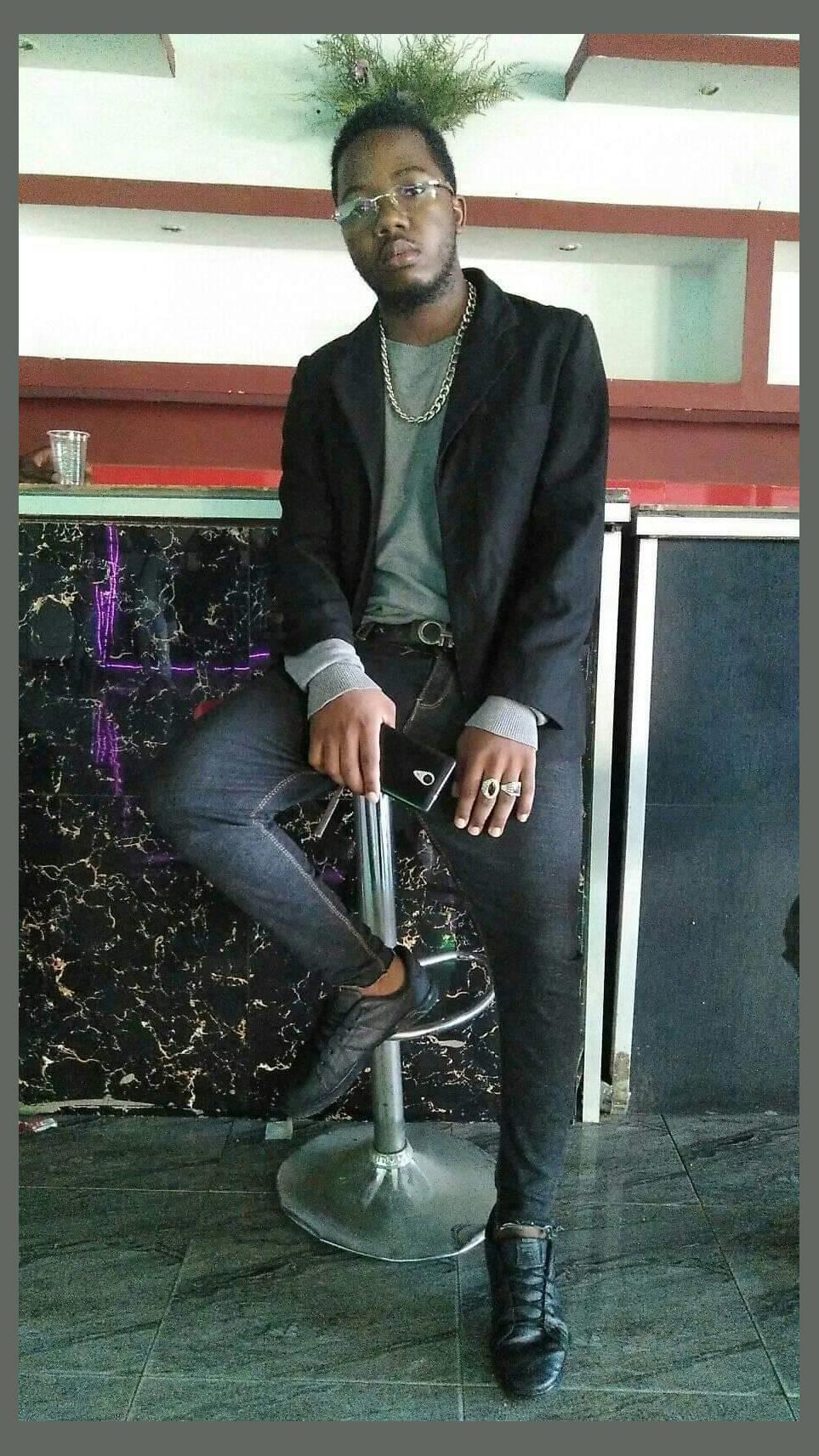 Fedson Figura photo 1